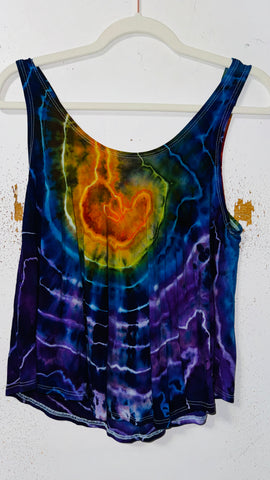 Medium in the flow tank top (could fit large too)