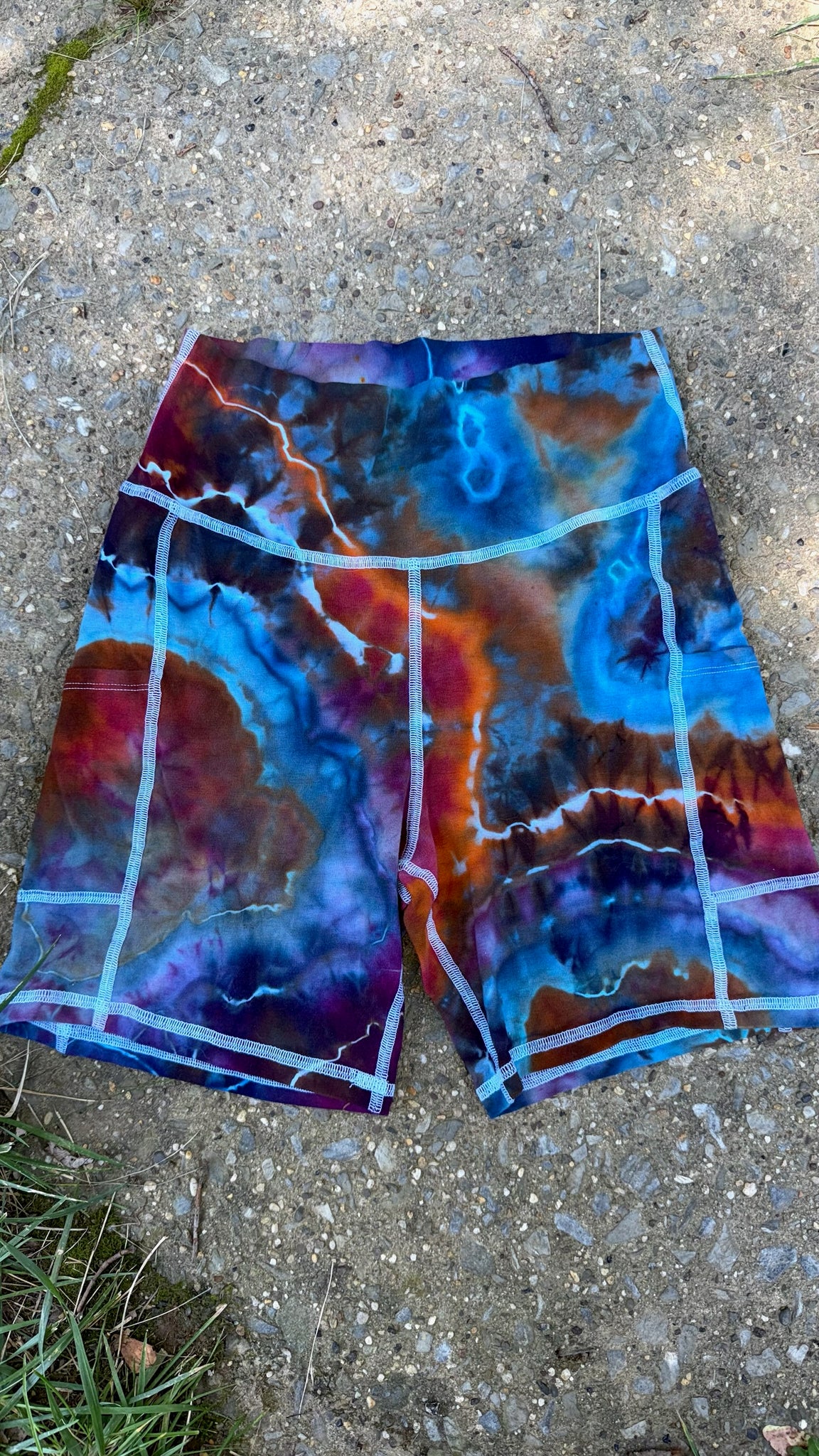 Medium Bicycle Day Pocket Shorts (these would work great for size large as well)