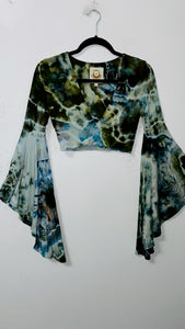 Daisy Jones large Bell Sleeve Crop
