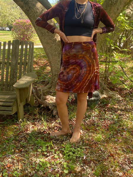 Large knee skirt