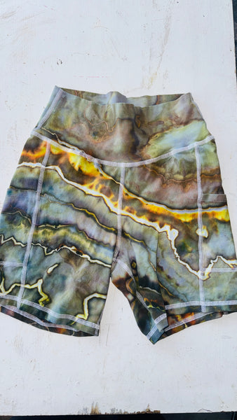 Small Bicycle Day Pocket Shorts (these would work great for size medium as well)