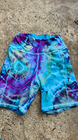 Small Bicycle Day Pocket Shorts (these would work great for size medium as well)