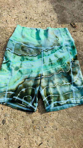 Medium Bicycle Day Pocket Shorts (these would work great for size large as well)