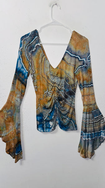 Ripple Bell Sleeve Cinch top large