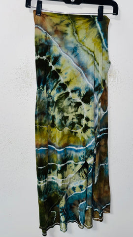 XXS peekaboo skirt runs large really size xs/small