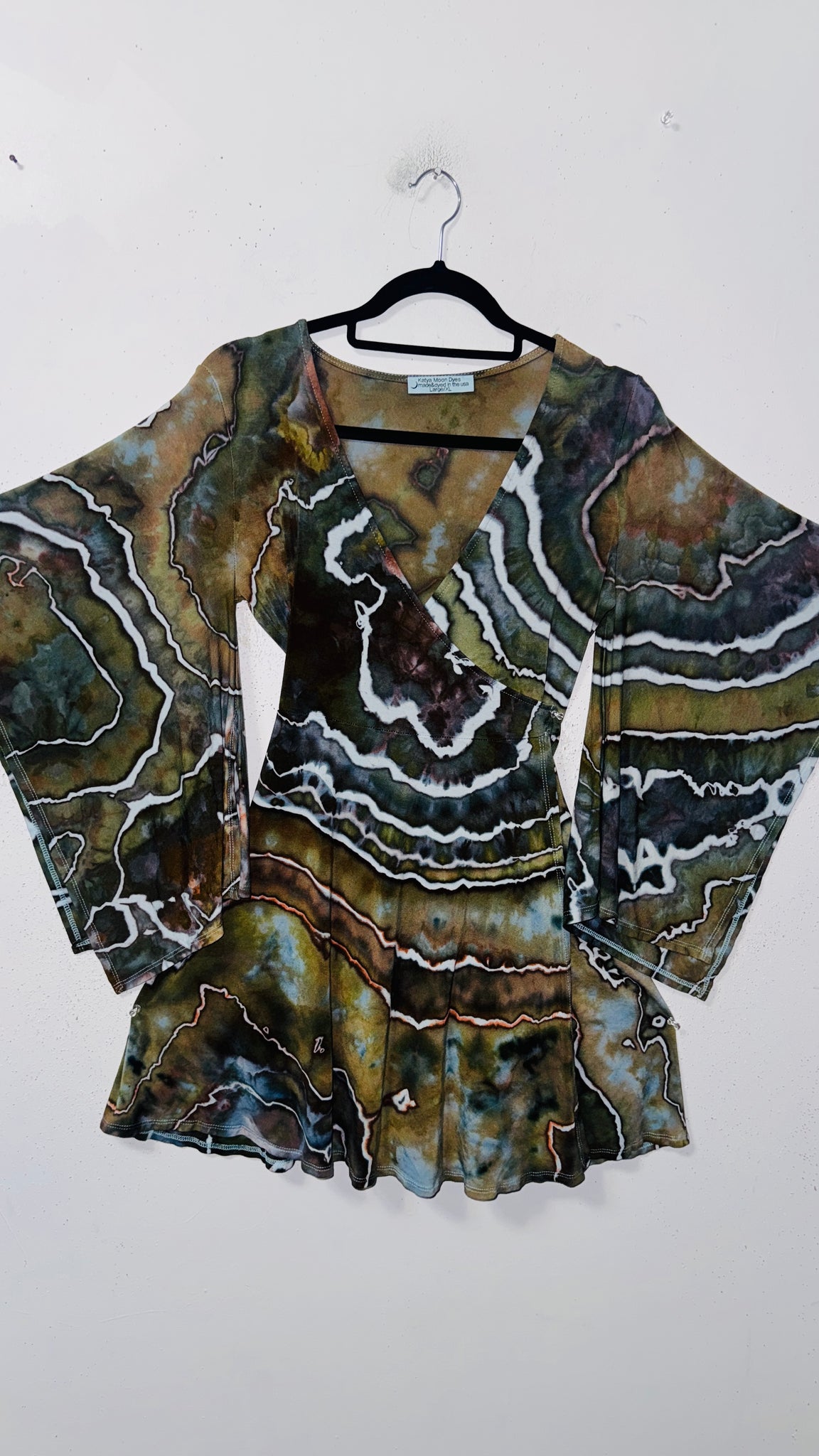 32" Large/XL ( could fit 2xl) High Vibration Wrap MINI Dress
