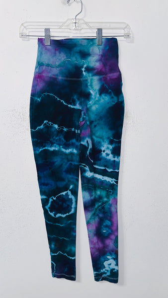 Small  leggings with nice wide waist band