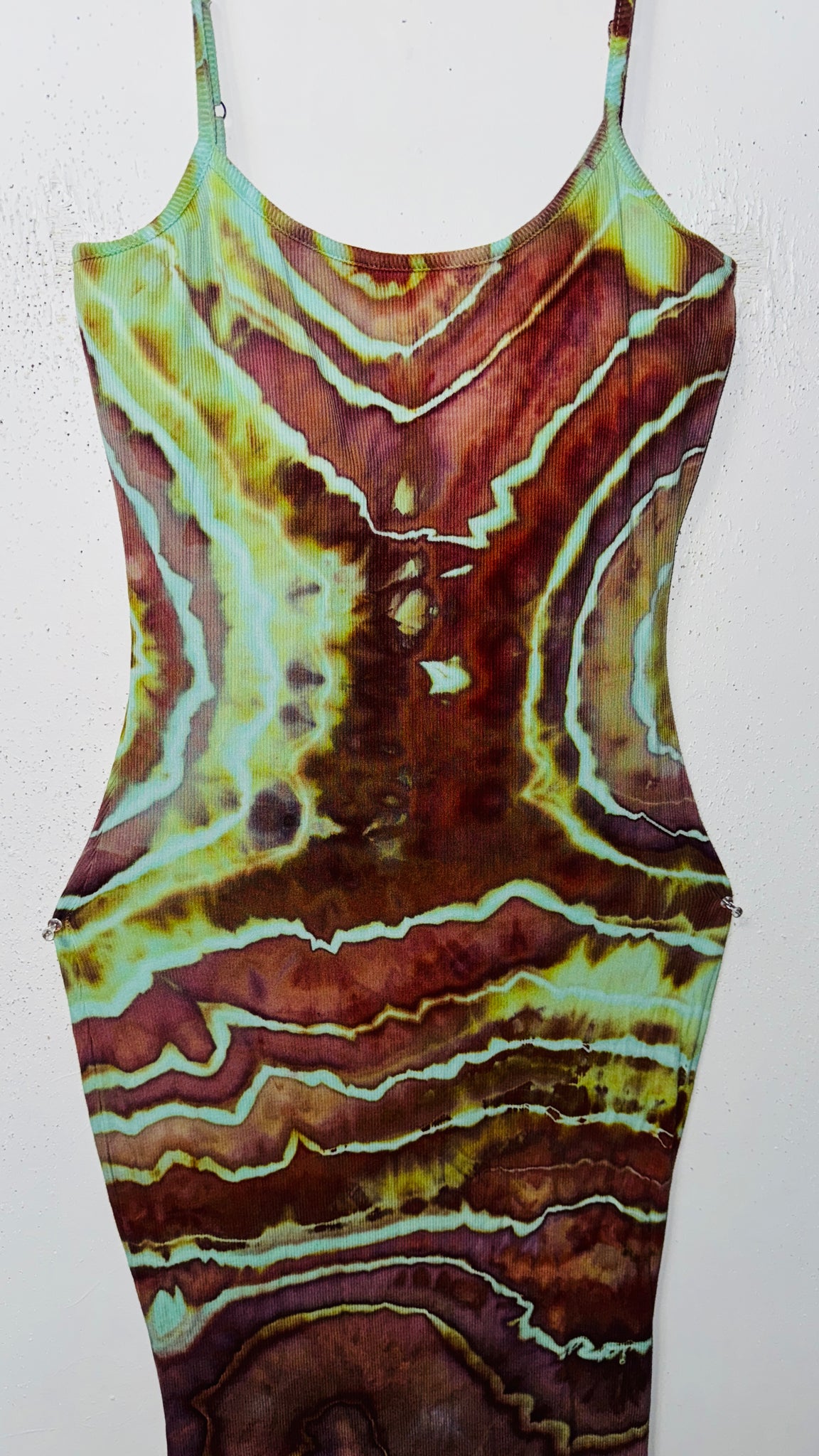 Large Venus Dress w/ mermaid flair & built in bra