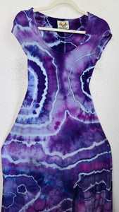 Medium Grounded Cap sleeve Slit Dress