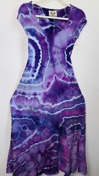Medium Grounded Cap sleeve Slit Dress