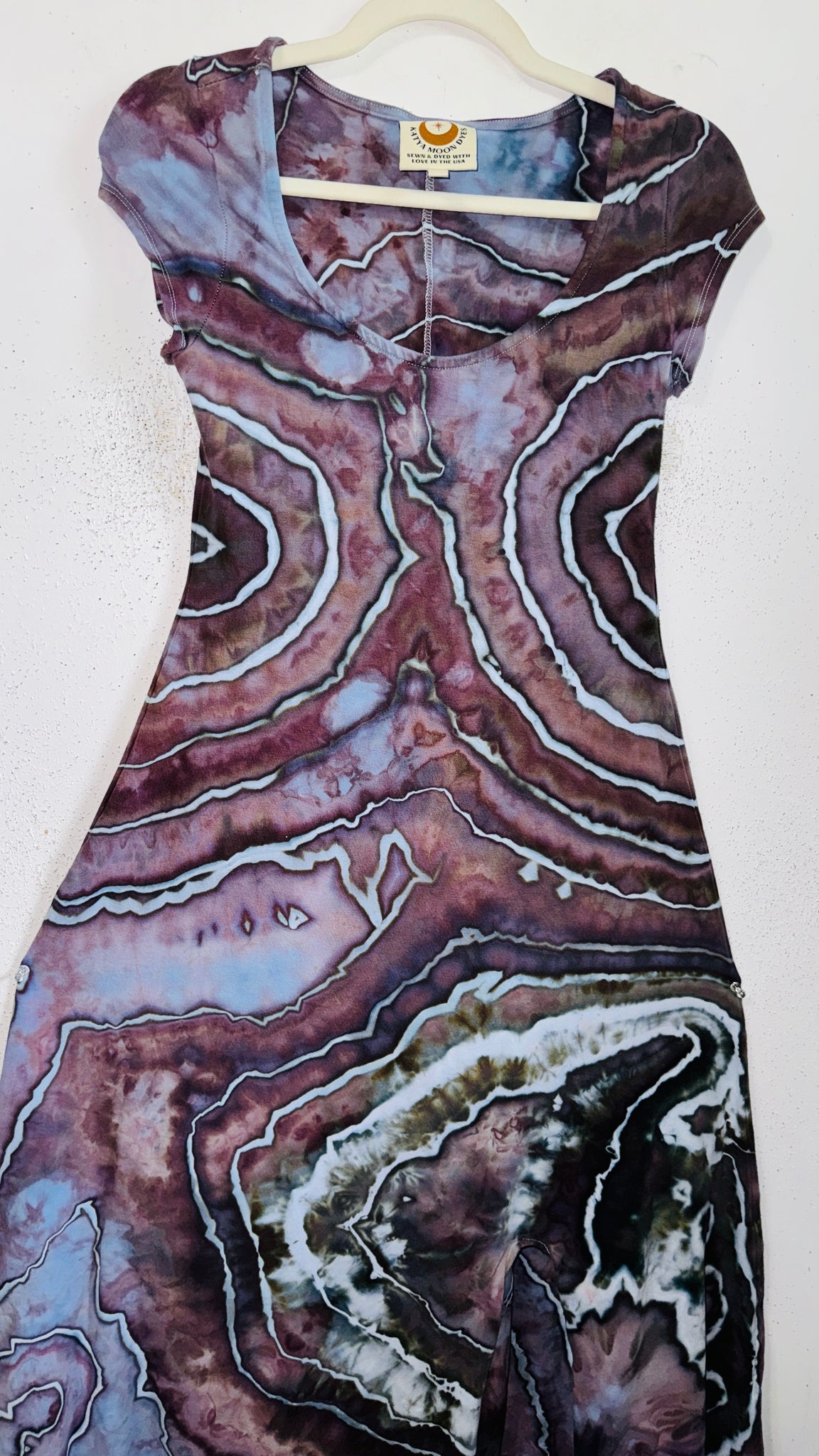 Large Grounded Cap Sleeve Slit Dress