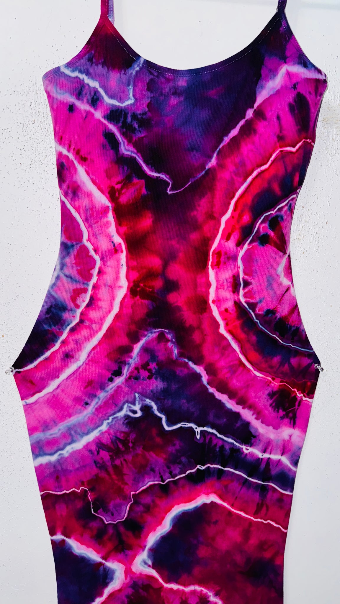 Large Venus Dress w/ mermaid flair & built in bra