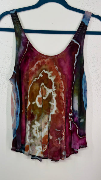 Medium in the flow tank top (could fit large too)