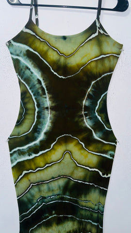 Large Venus Dress w/ mermaid flair & built in bra