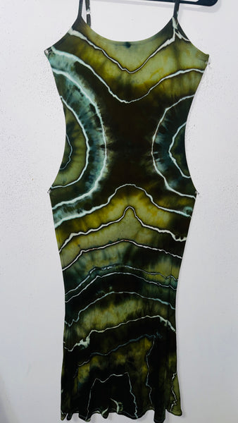 Large Venus Dress w/ mermaid flair & built in bra