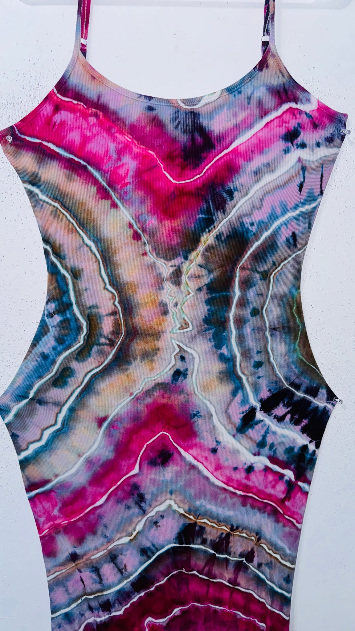 XL Venus Dress w/ mermaid flair & built in bra