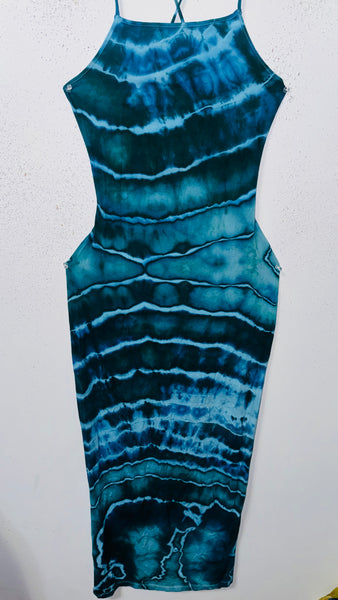 Large eclipse dress