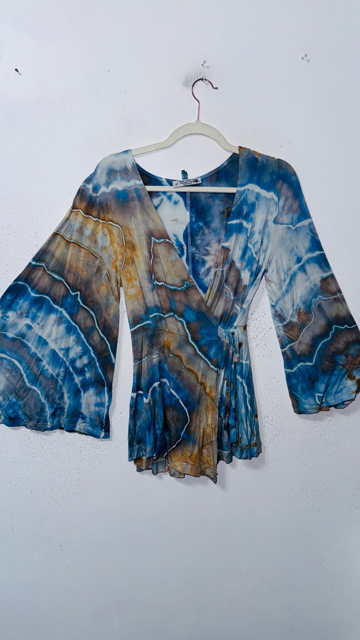 Woodstock Wrap Top Medium