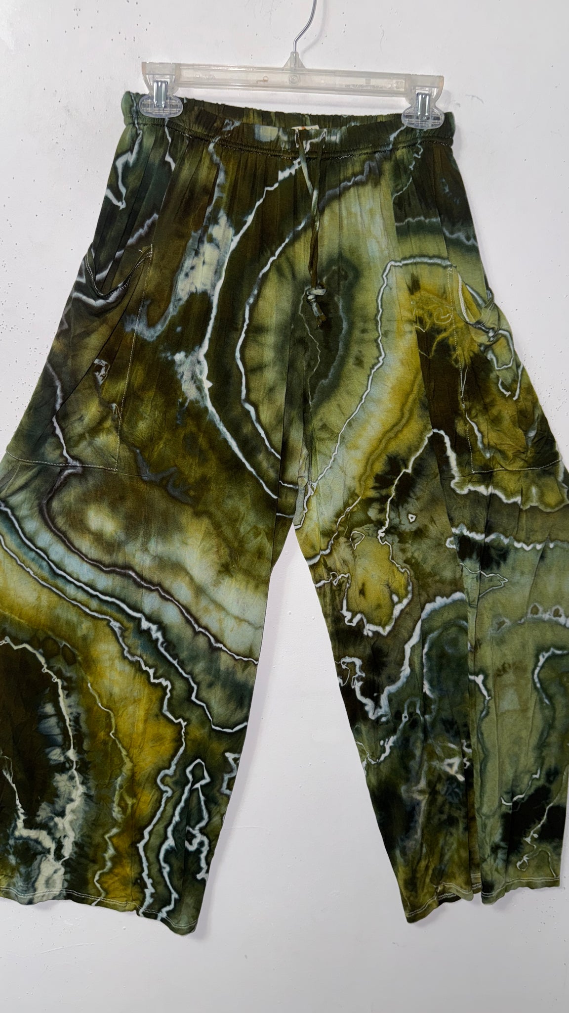 Medium Shakedown Pants