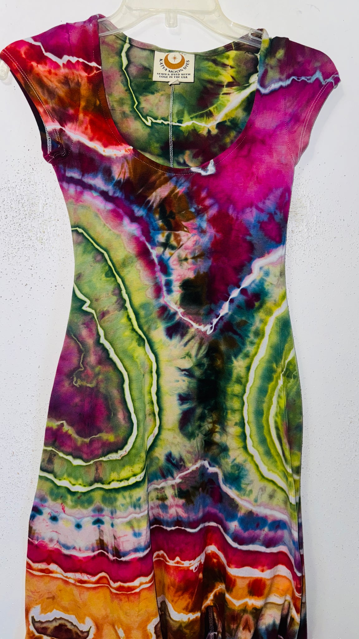 Small Grounded Cap Sleeve Slit Dress