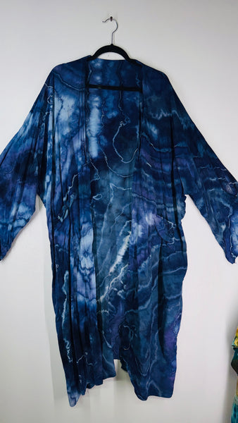 Fleetwood  Kimono One Size fits up to 6XLw/ sash and pockets, unisex