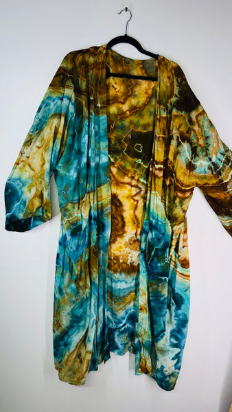 Fleetwood  Kimono One Size fits up to 6XLw/ sash and pockets, unisex