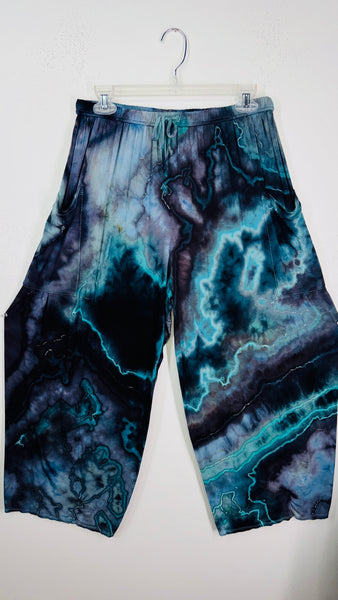 Medium Shakedown Pants discounted please read