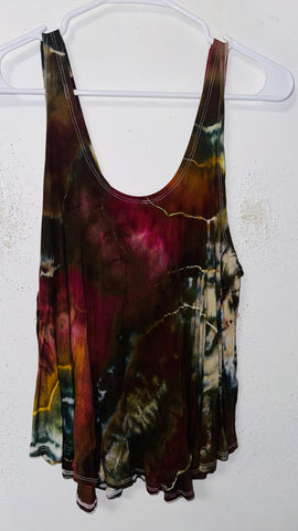 XL in the flow tank top (could fit 1xl too)