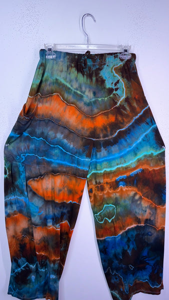 Medium Shakedown Pants discounted please read