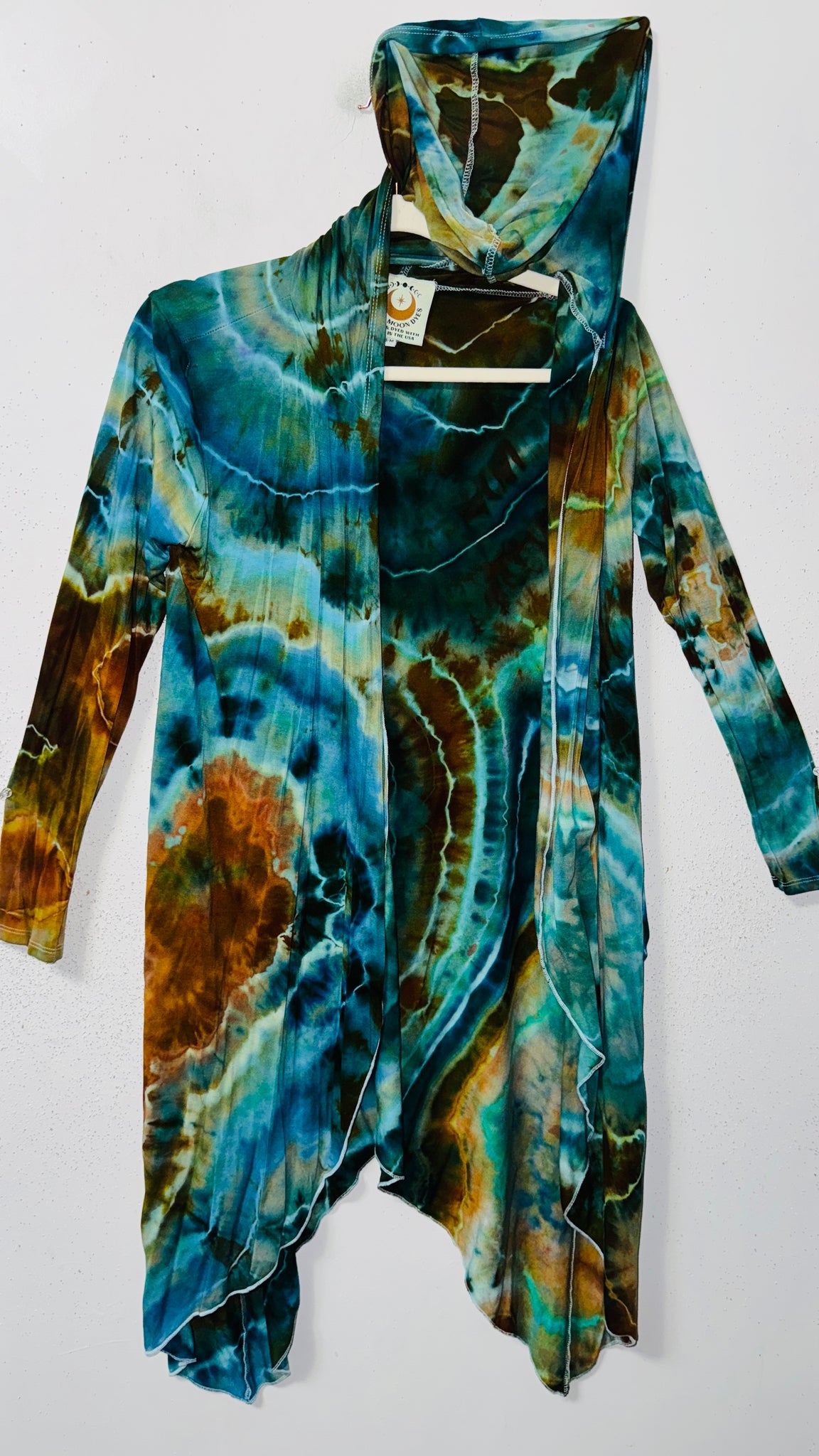 Small/Medium (would fit large) goddess Robe with hood & POCKETS