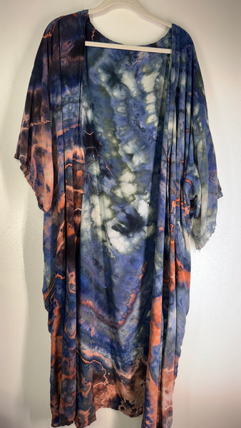Fleetwood  Kimono One Size fits up to 6XL w/ pockets, unisex