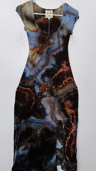 Small Grounded Cap Sleeve Slit Dress