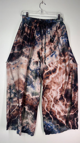Medium silky pants (loose fit, can fit L too!)