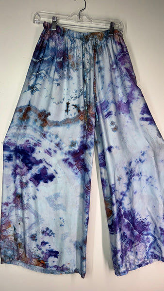 Medium silky pants (loose fit, can fit L too!)