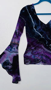 Ripple Bell Sleeve Cinch top medium