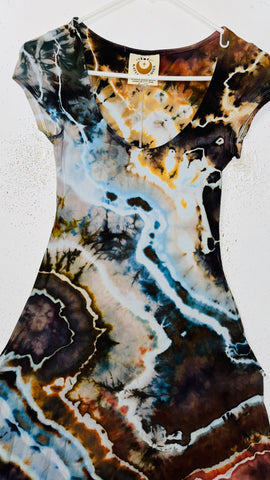 Small Grounded Cap Sleeve Slit Dress