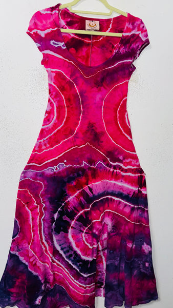 Medium Grounded Cap sleeve Slit Dress