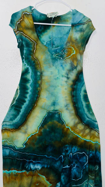 Large Grounded Cap Sleeve Slit Dress