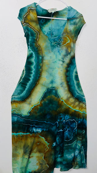 Large Grounded Cap Sleeve Slit Dress