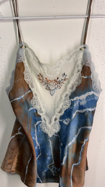 Medium (fits like S) lace & mulberry silk tank