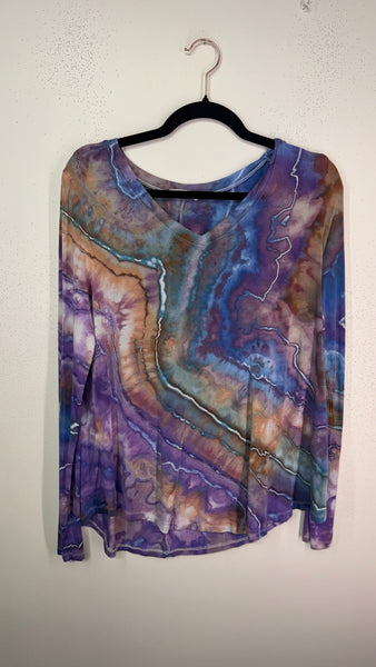 Large long sleeve super comfy (can fit XL too)