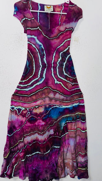 Small Grounded Cap Sleeve Slit Dress