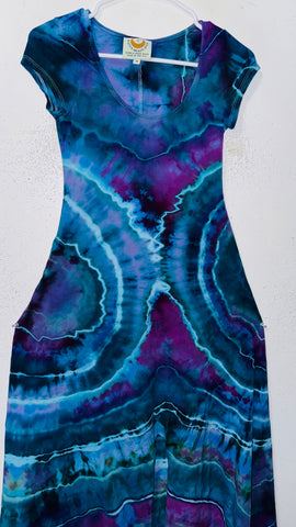 Medium Grounded Cap sleeve Slit Dress