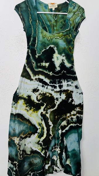 Medium Grounded Cap sleeve Slit Dress