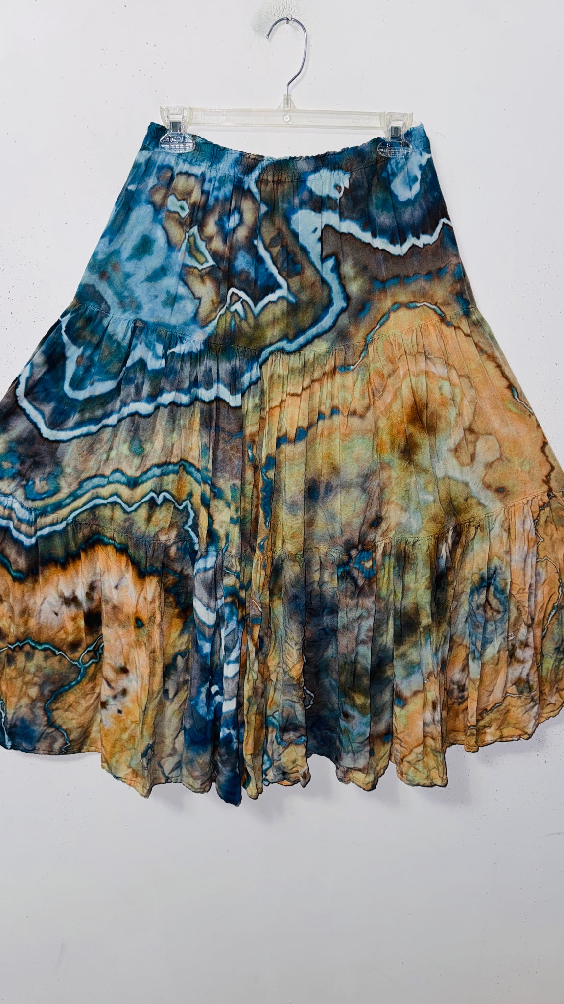medium spinner Skirt  runs large