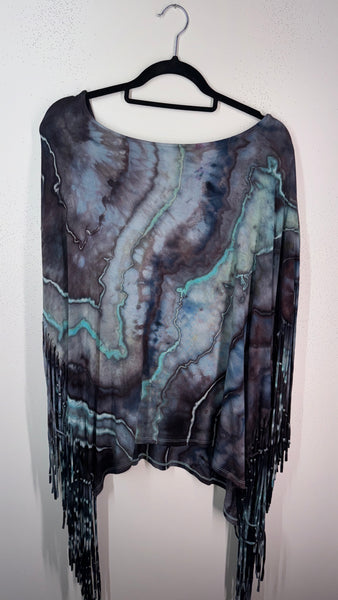 Medium (but fits up to 4x) Janis Fringe Tunic