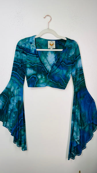 Daisy Jones Medium Bell Sleeve Crop