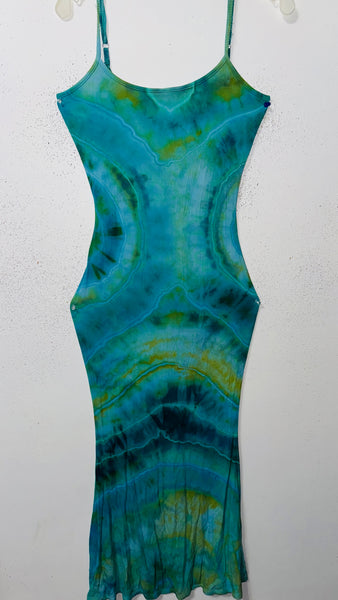 Medium Venus Dress w/ mermaid flair & built in bra discounted please read