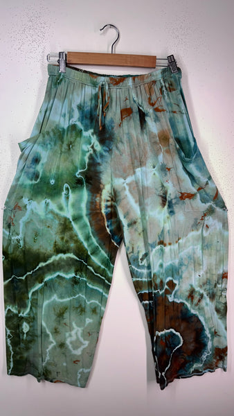 Large Shakedown Pants discounted please read