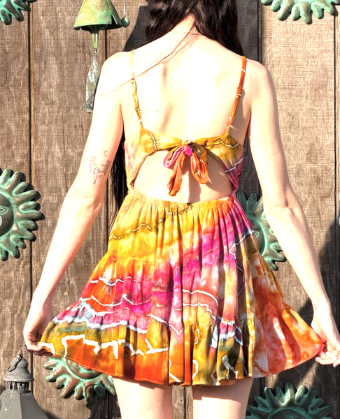 Medium (runs super small) Tiered Tunic